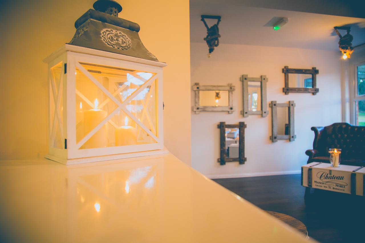Gray Manor Hotel Cholderton Экстерьер фото